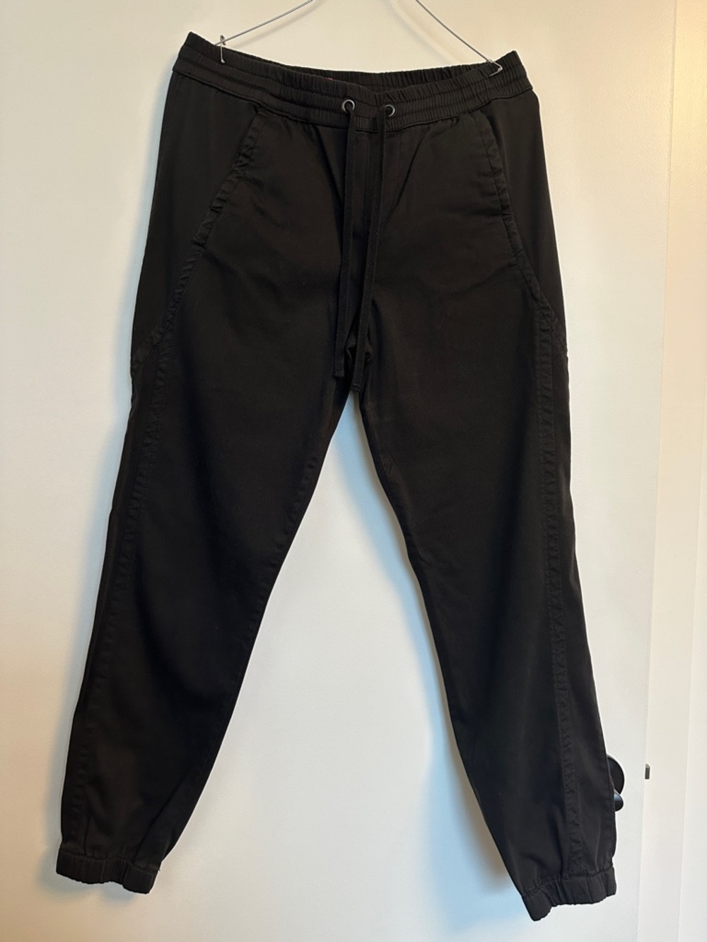 Unionbay Caylee Relaxed Jogger Pant Size L Black NWOT